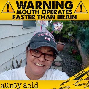 Meet your Posher, Sandy